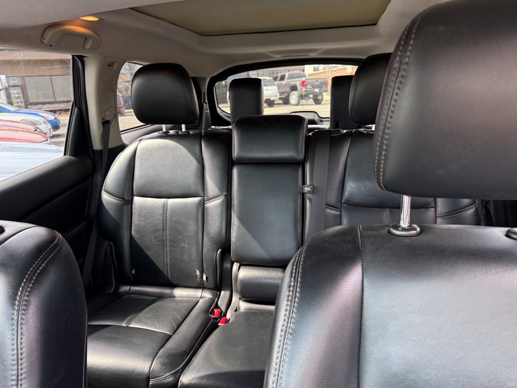 2014 Nissan Pathfinder Image 16