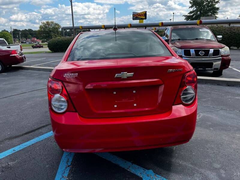 2015 Chevrolet Sonic Image 19