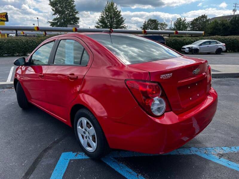 2015 Chevrolet Sonic Image 20