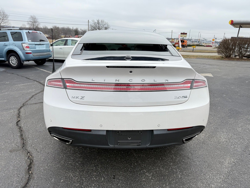 2014 Lincoln MKZ Image 4