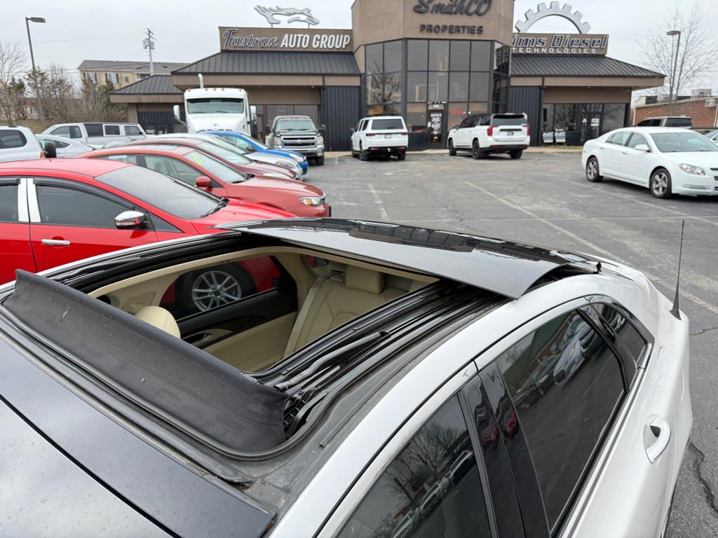 2014 Lincoln MKZ Image 11