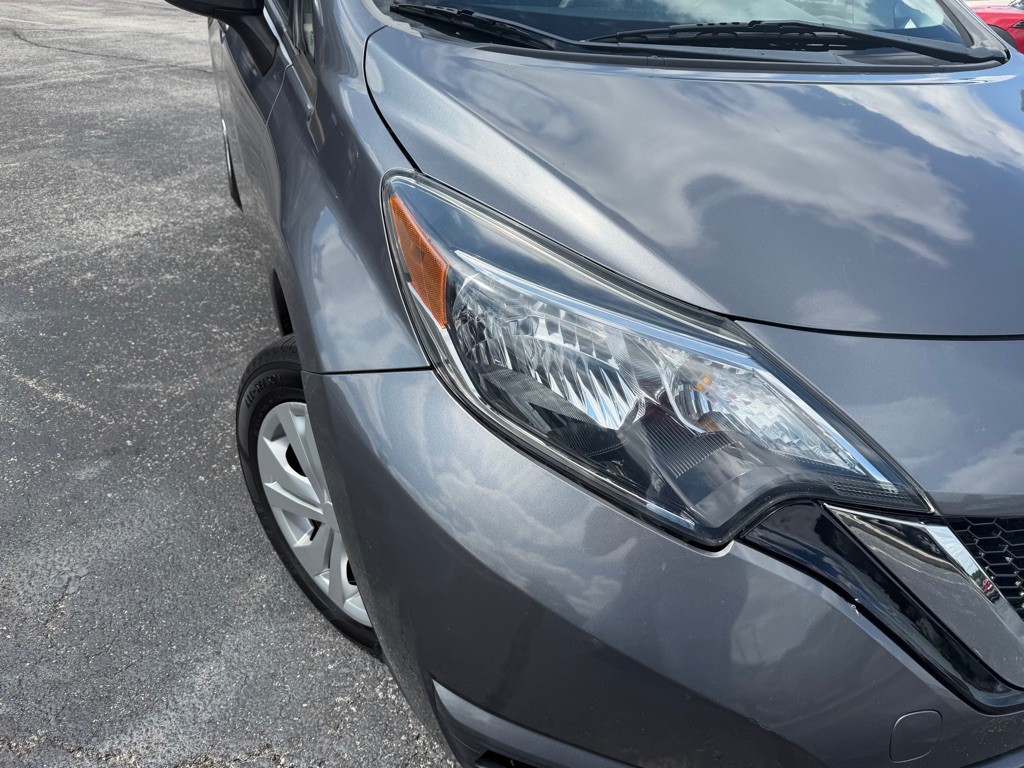 2018 Nissan Versa Image 10