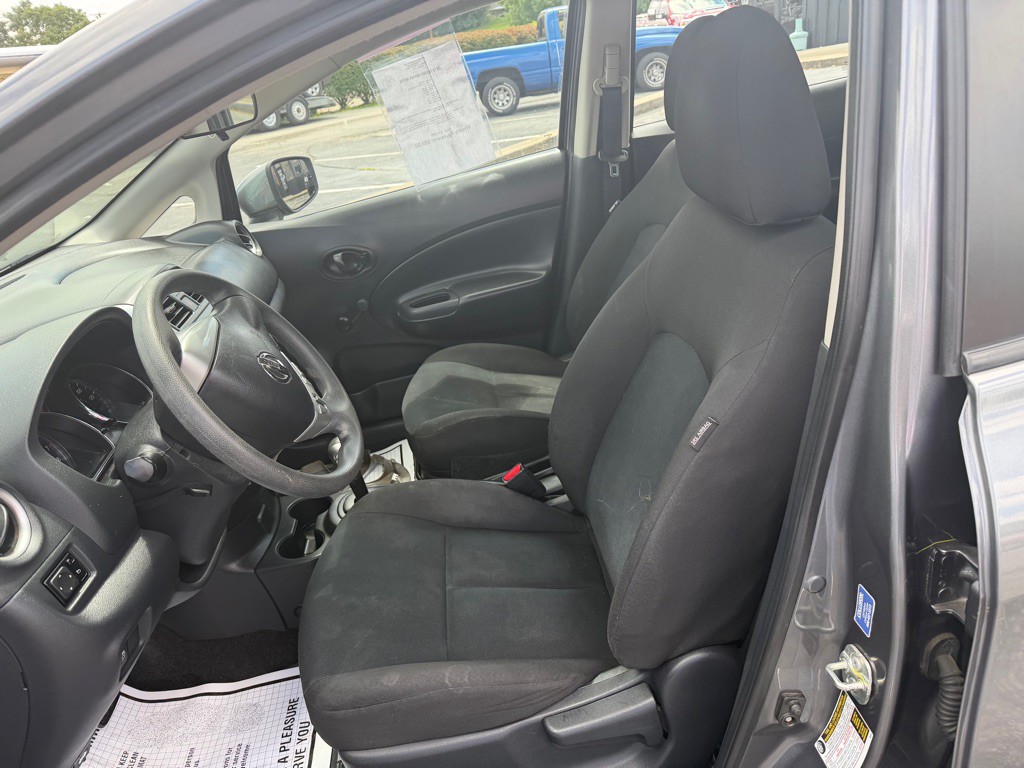 2018 Nissan Versa Image 13
