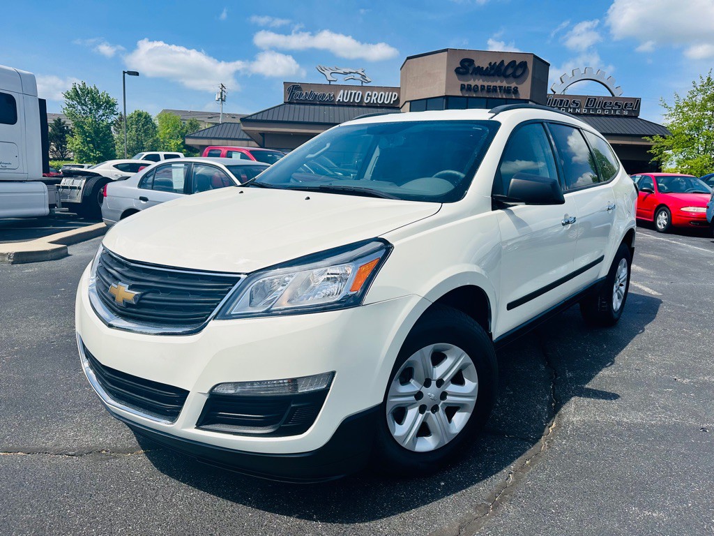 2015 Chevrolet Traverse Image 3