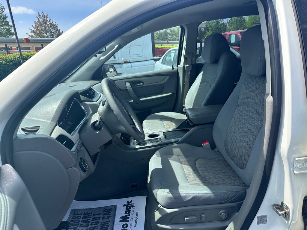 2015 Chevrolet Traverse Image 15