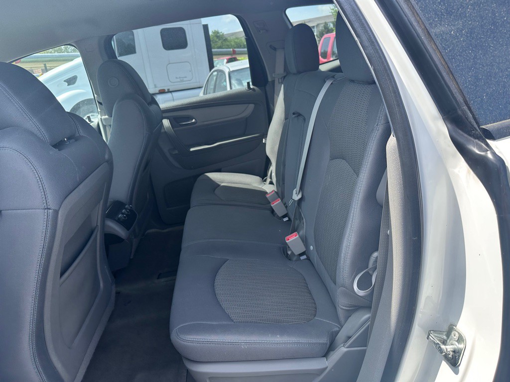2015 Chevrolet Traverse Image 18