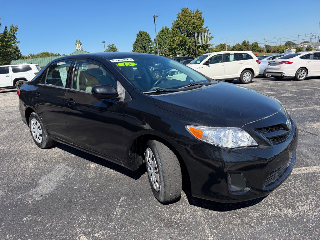 2013 Toyota Corolla Image 7