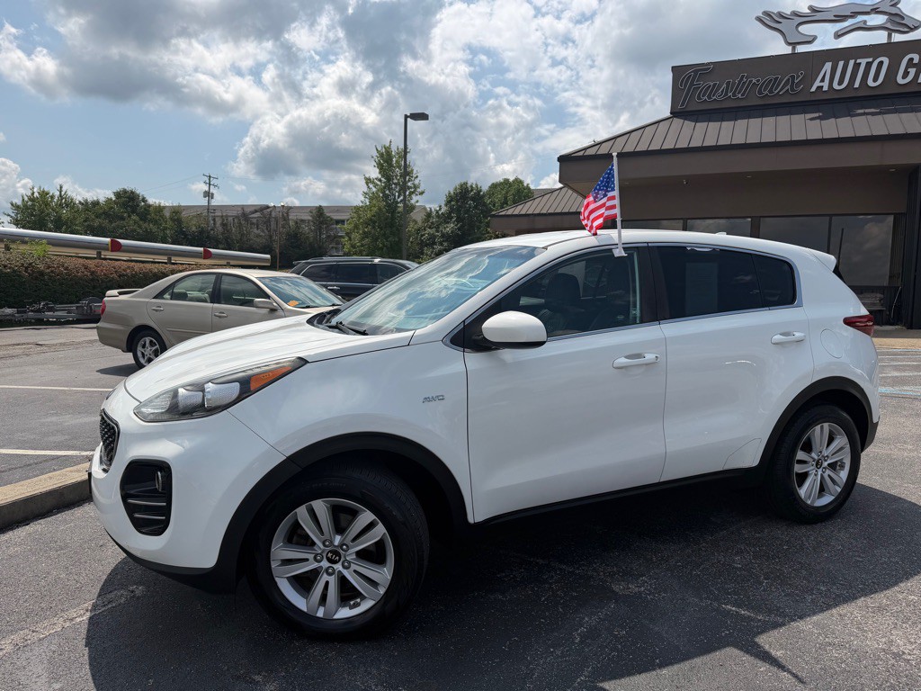 2017 Kia Sportage Image 2