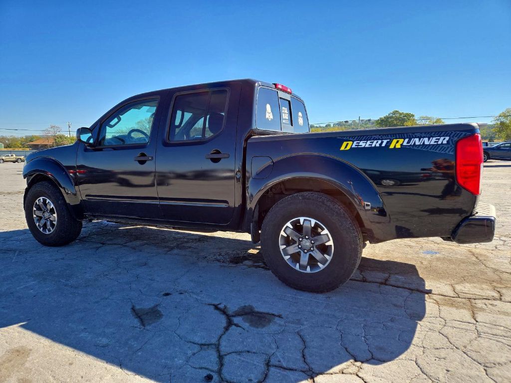 2016 Nissan Frontier Image 1