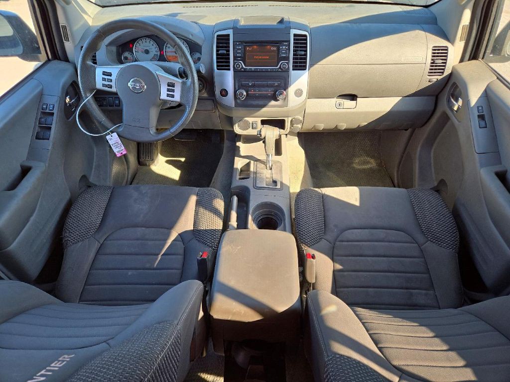 2016 Nissan Frontier Image 4