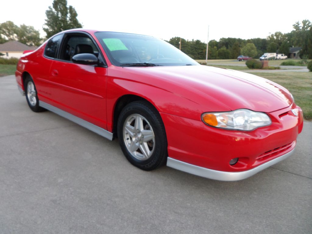 2001 Chevrolet Monte Carlo Image 2