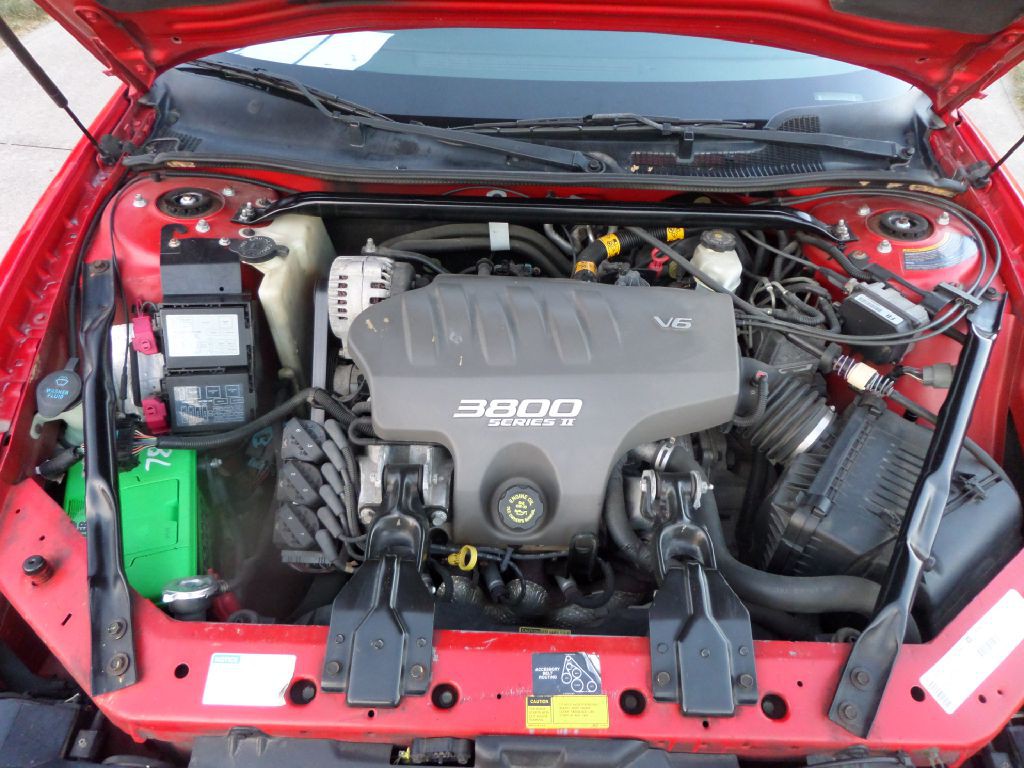 2001 Chevrolet Monte Carlo Image 12