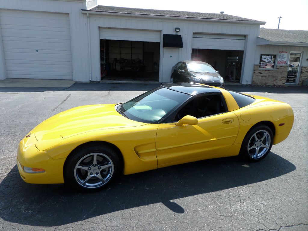 2000 Chevrolet Corvette Image 8