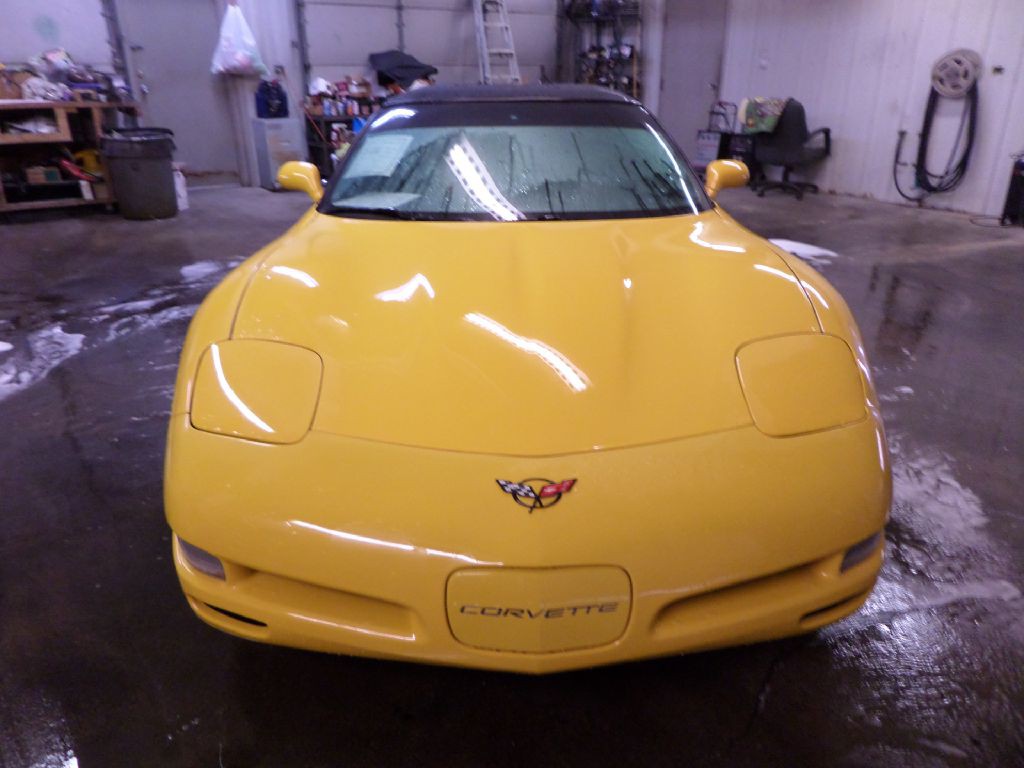 2000 Chevrolet Corvette Image 16