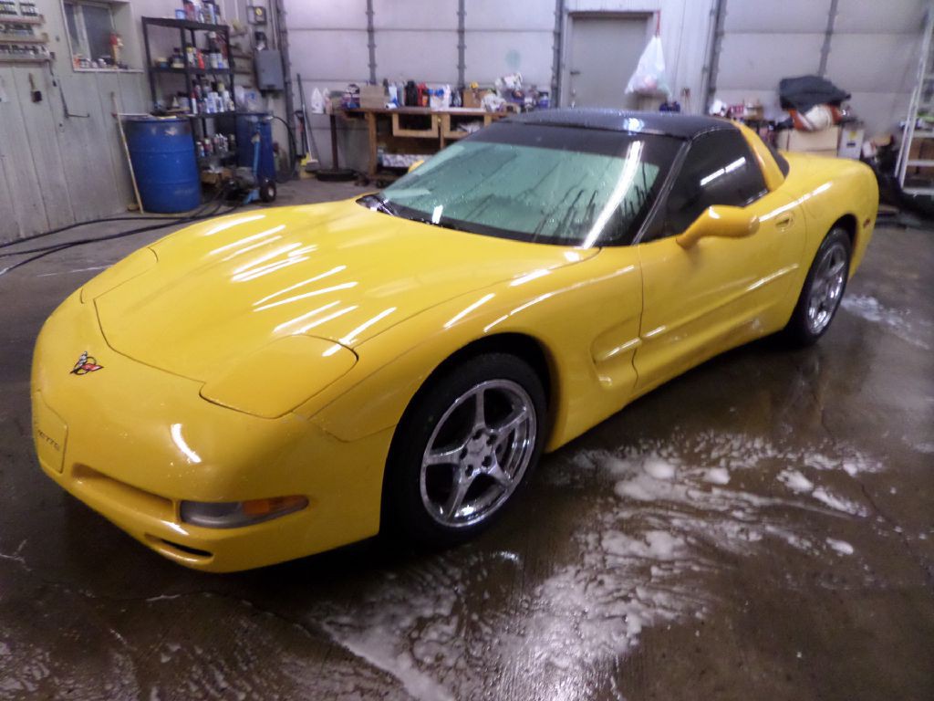 2000 Chevrolet Corvette Image 17
