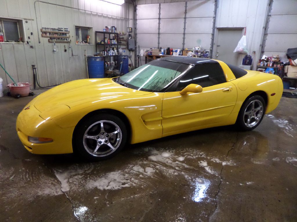 2000 Chevrolet Corvette Image 20