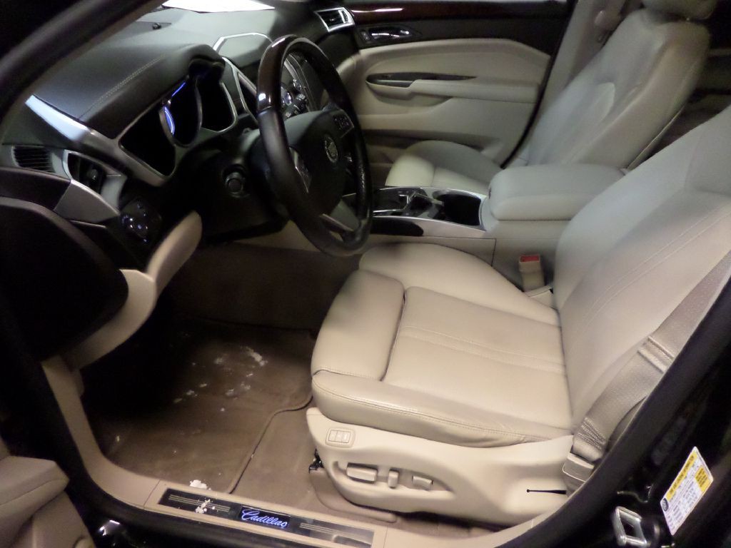 2012 Cadillac SRX Image 3