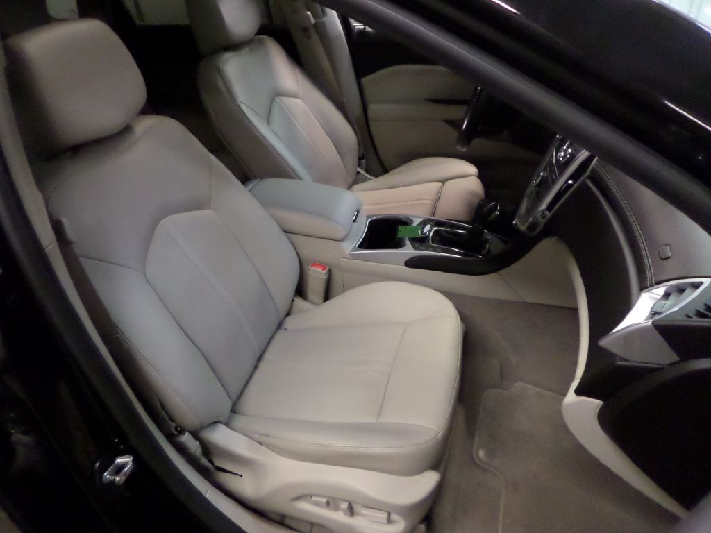 2012 Cadillac SRX Image 12