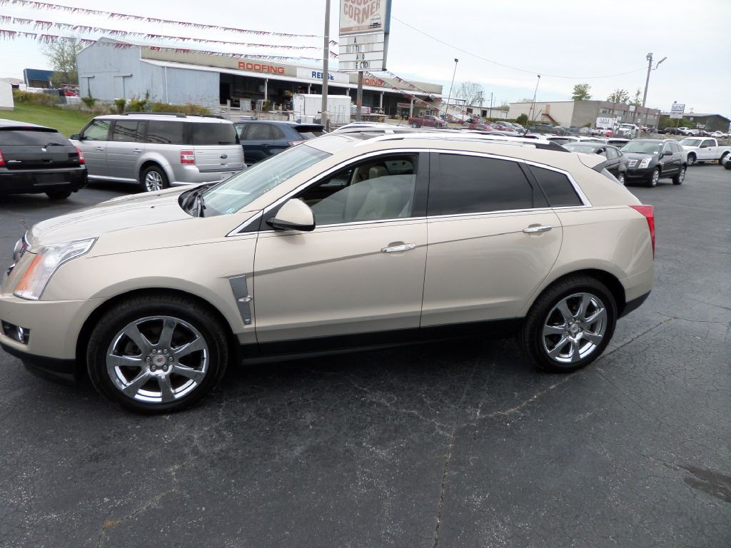 2011 Cadillac SRX Image 10