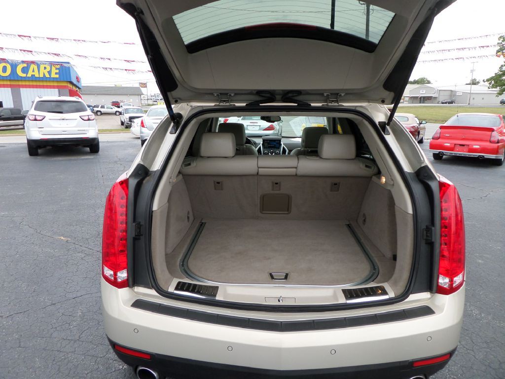 2011 Cadillac SRX Image 13