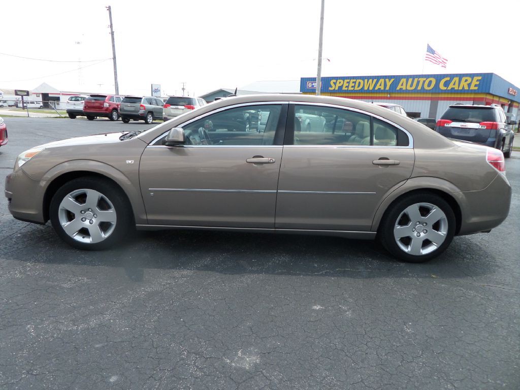 2007 Saturn Aura Image 2