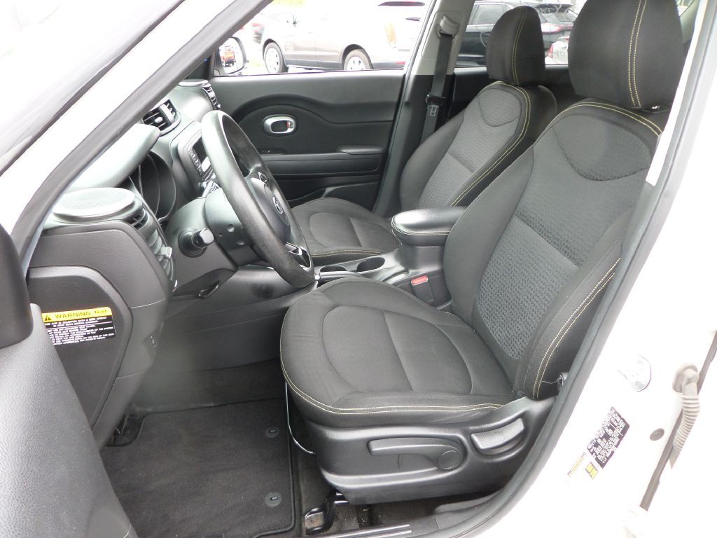 2015 Kia Soul Image 3