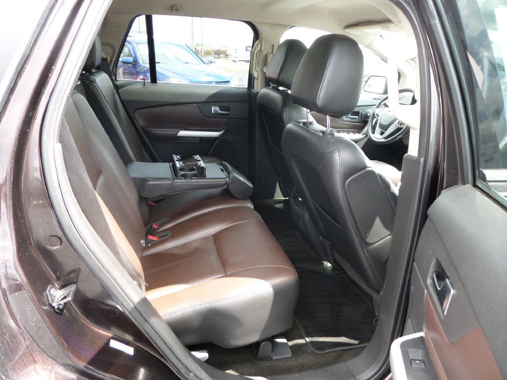 2013 Ford Edge Image 9