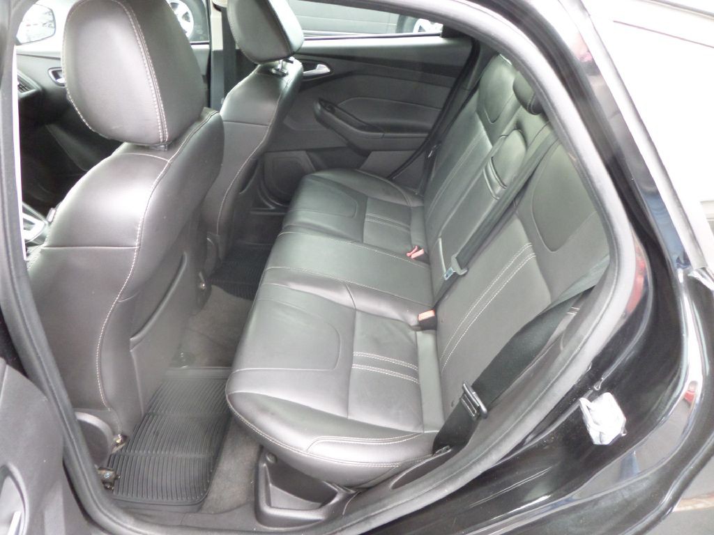 2013 Ford Focus Image 12