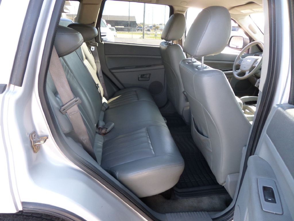 2007 Jeep Grand Cherokee Image 15