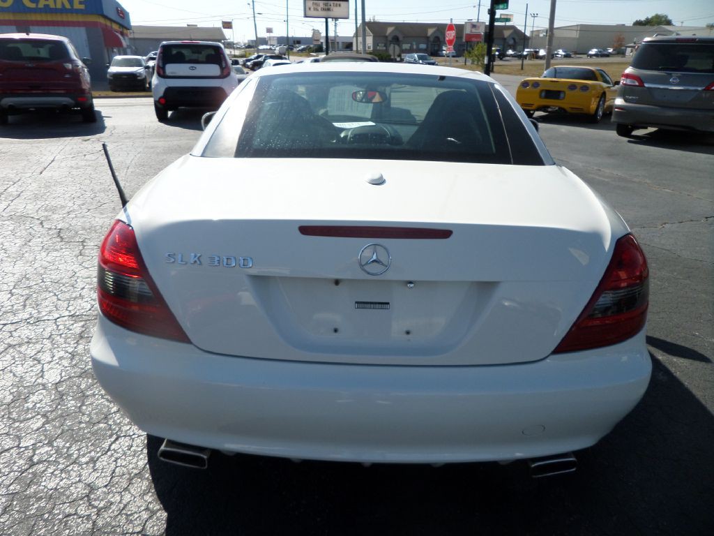 2009 Mercedes-Benz SLK-Class Image 8