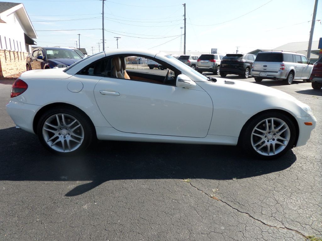 2009 Mercedes-Benz SLK-Class Image 10