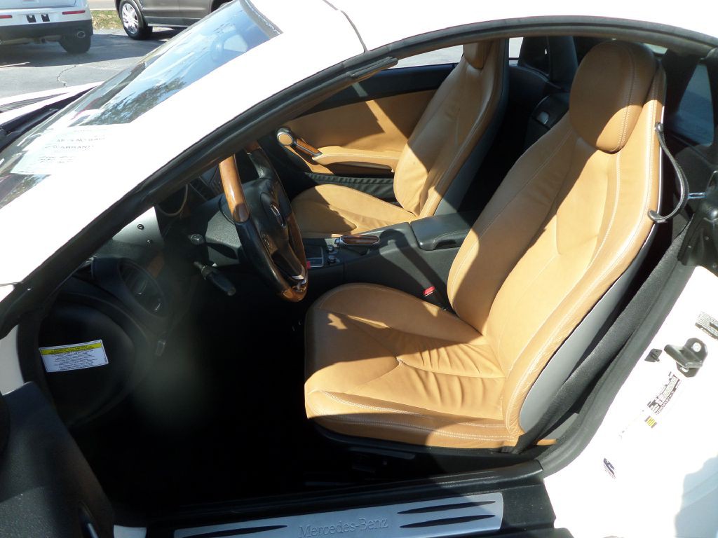 2009 Mercedes-Benz SLK-Class Image 3