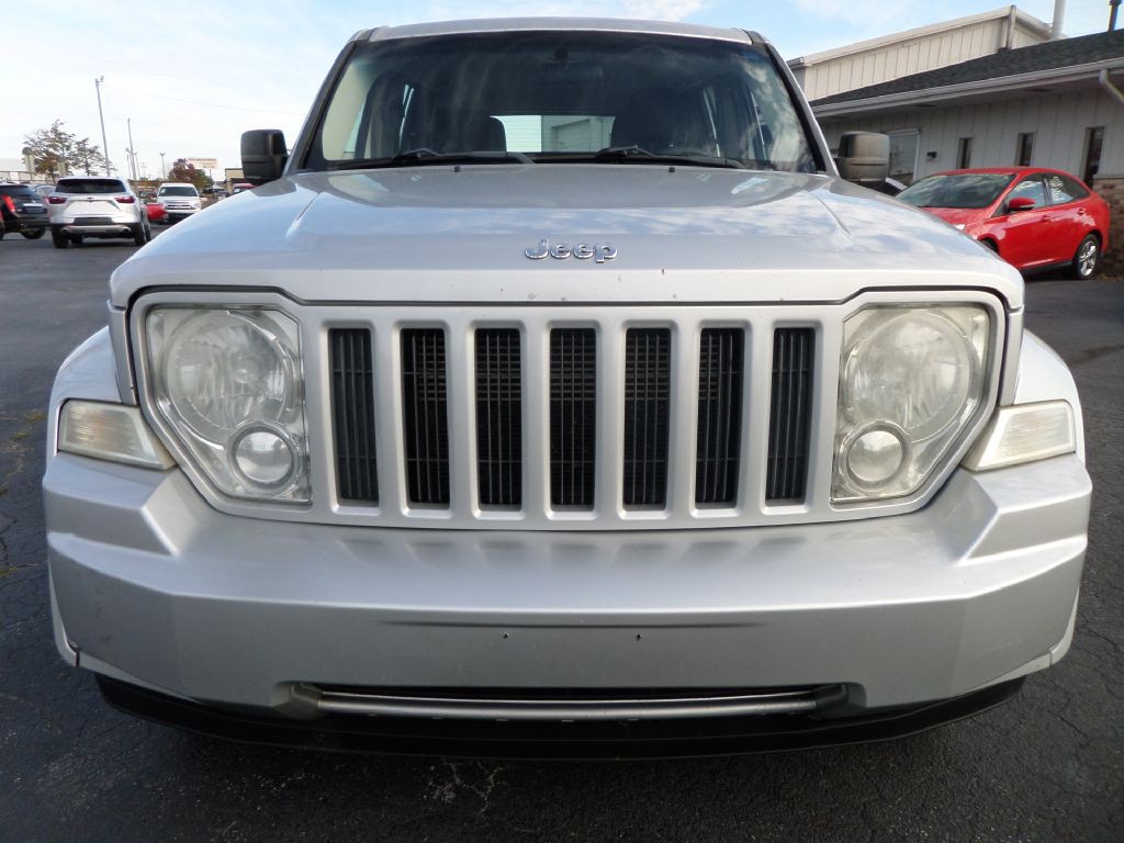 2012 Jeep Liberty Image 5