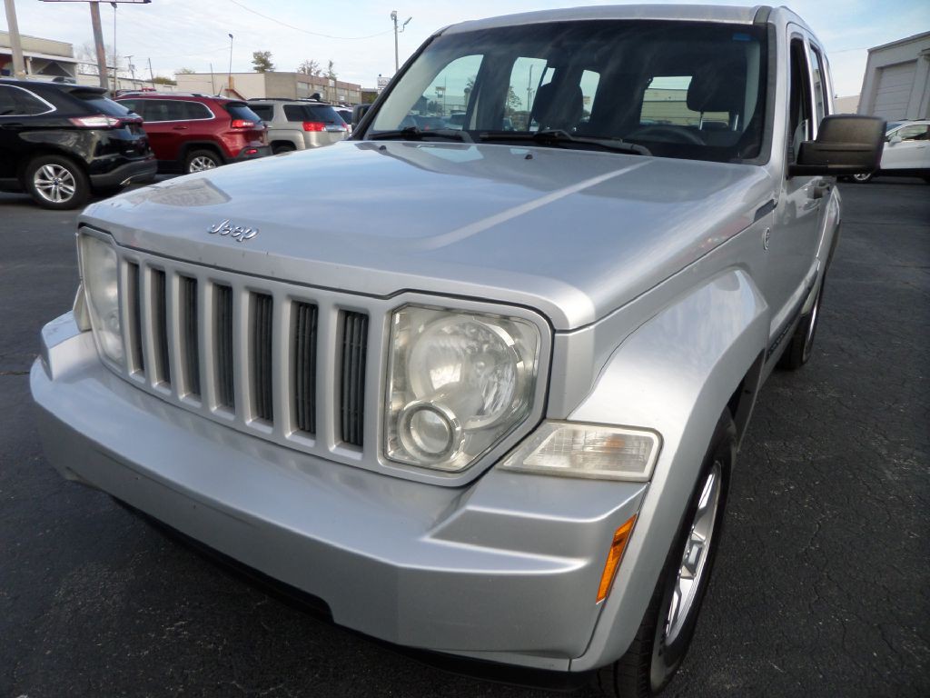 2012 Jeep Liberty Image 17