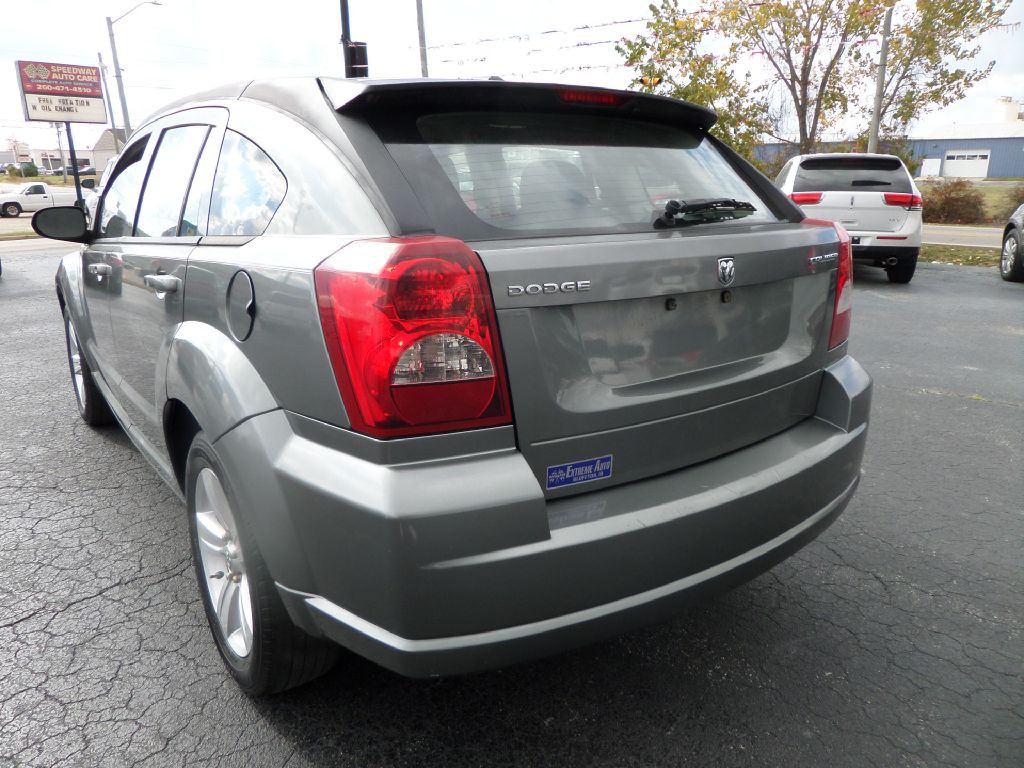 2011 Dodge Caliber Image 4
