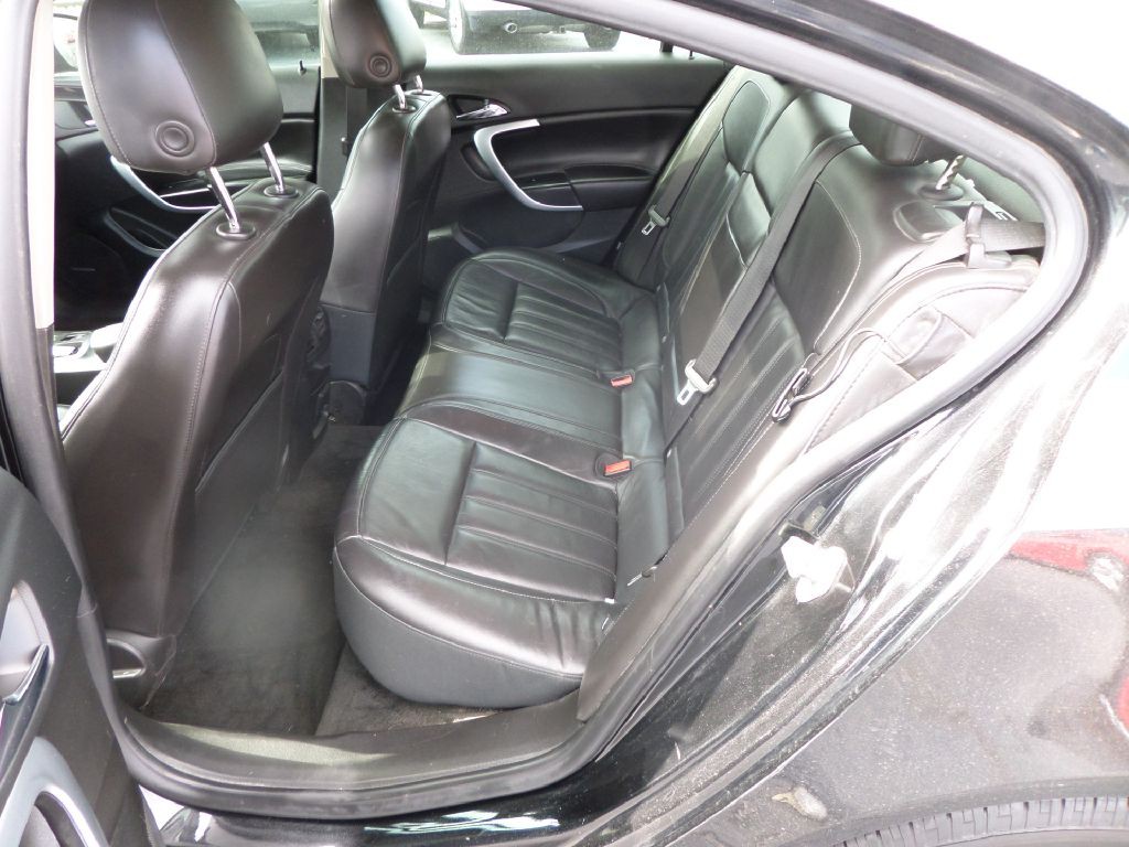 2013 Buick Regal Image 6