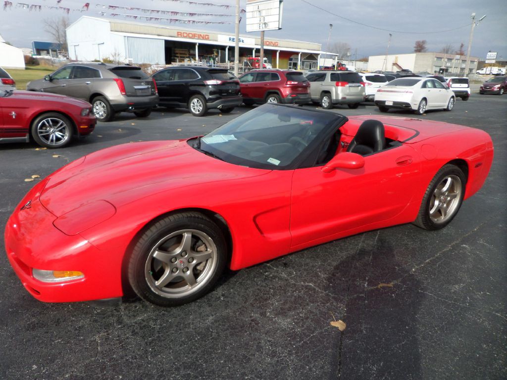 2000 Chevrolet Corvette Image 2