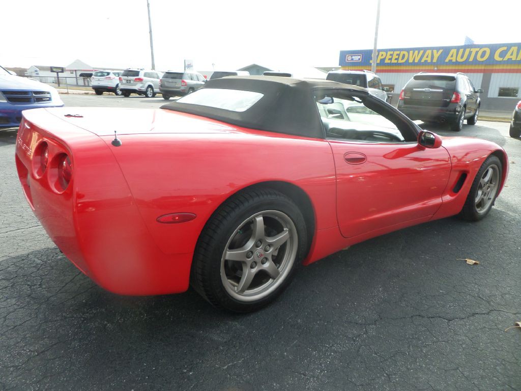 2000 Chevrolet Corvette Image 8