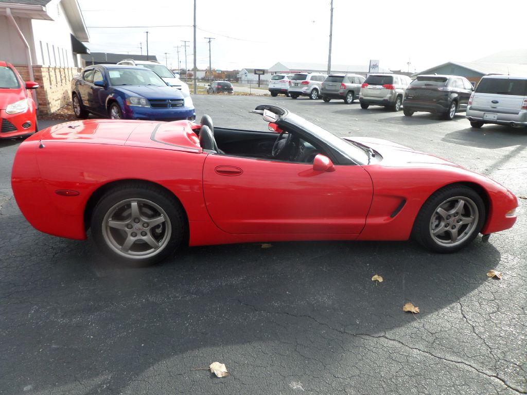 2000 Chevrolet Corvette Image 13