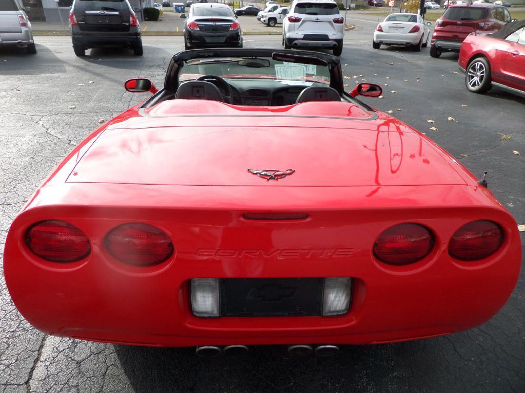 2000 Chevrolet Corvette Image 14