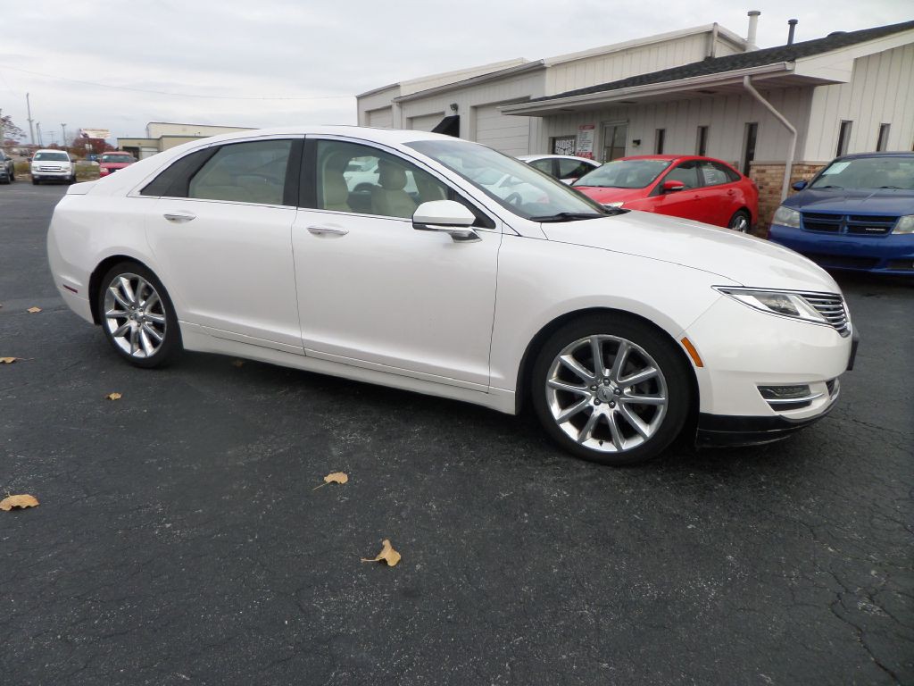 2015 Lincoln MKZ Image 1