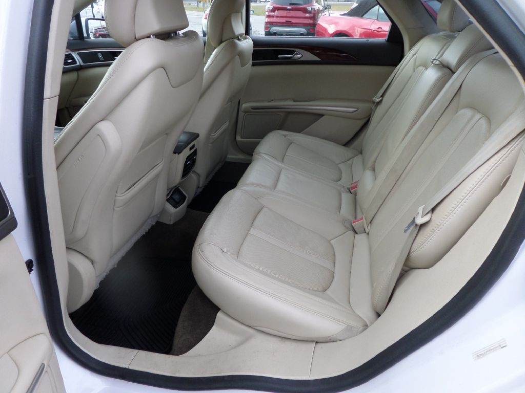 2015 Lincoln MKZ Image 6