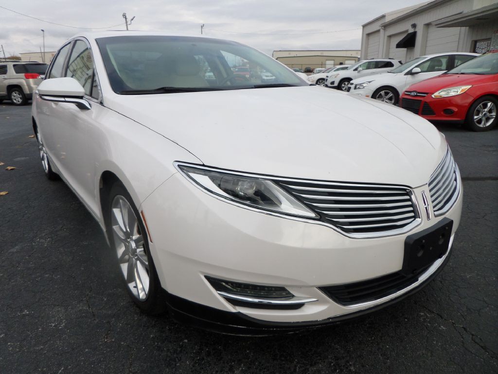 2015 Lincoln MKZ Image 13