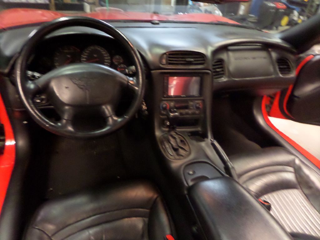 1998 Chevrolet Corvette Image 3