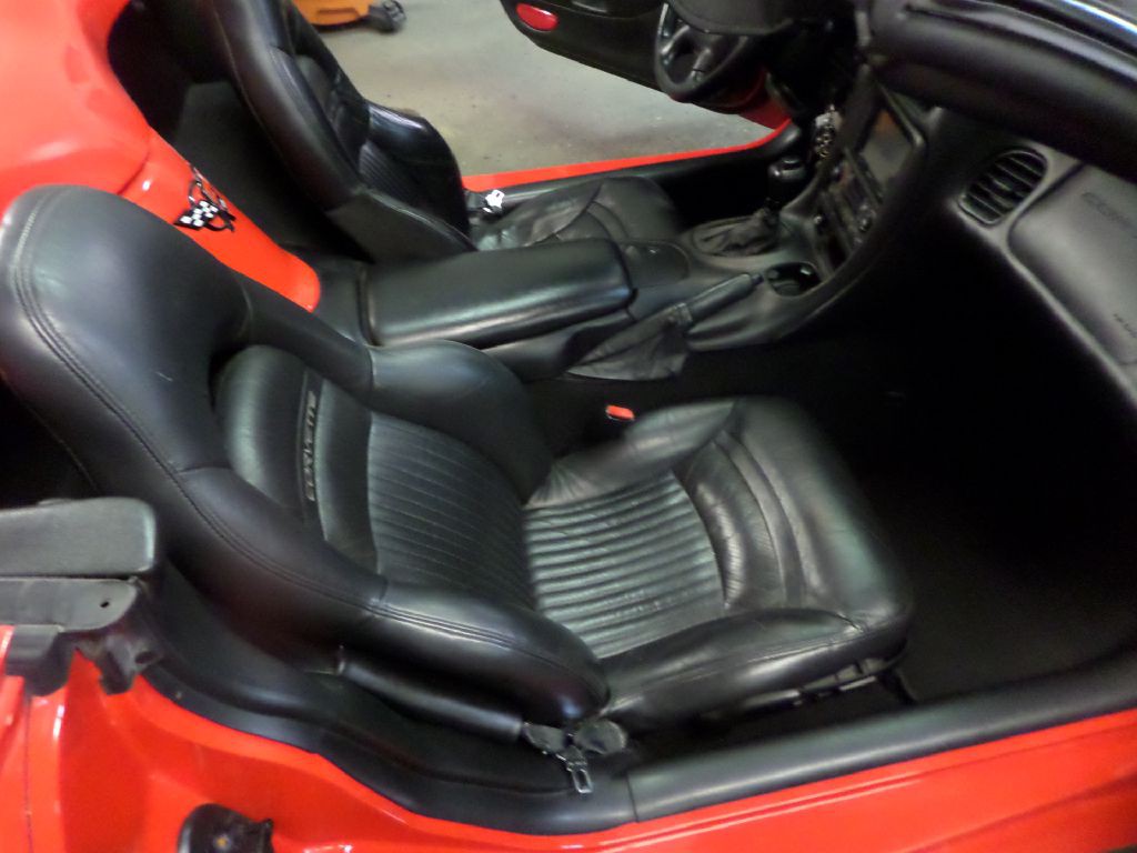 1998 Chevrolet Corvette Image 9