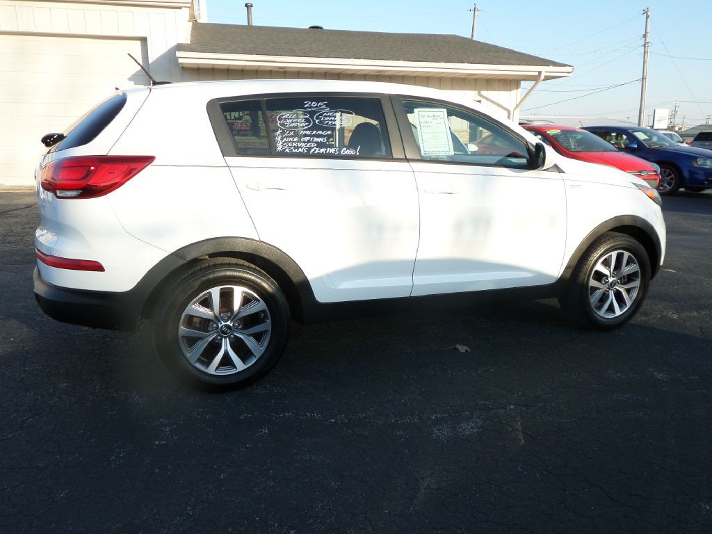 2015 Kia Sportage Image 2