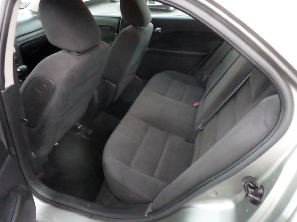 2009 Ford Fusion Image 12