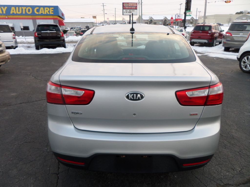 2013 Kia Rio Image 8