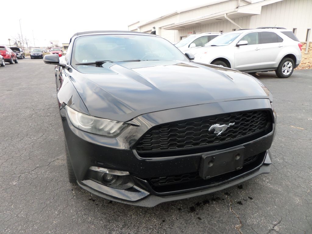 2016 Ford Mustang Image 18