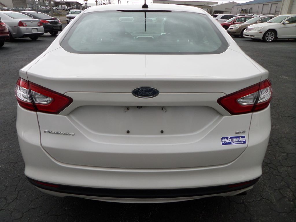 2016 Ford Fusion Image 10